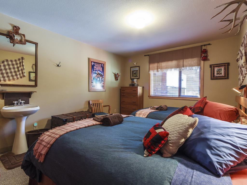 וויסטלר Golden Dreams B&B חדר תמונה